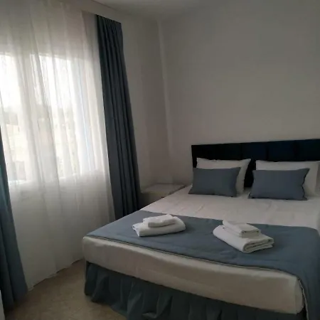 Tuana Butik